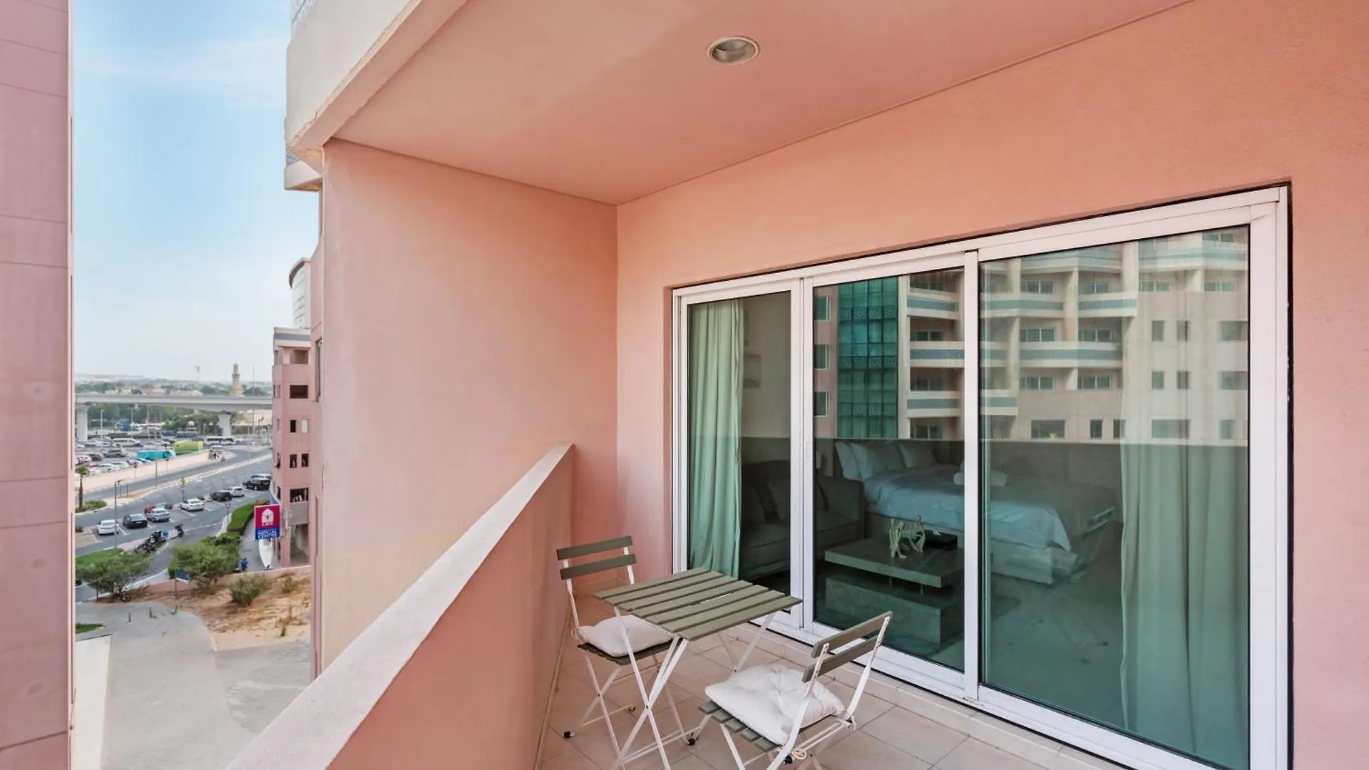 Luxury Studio Near Battua Mall Dubai