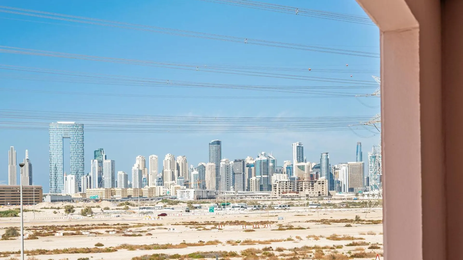 Luxury Studio Near Battua Mall Dubai Apartment